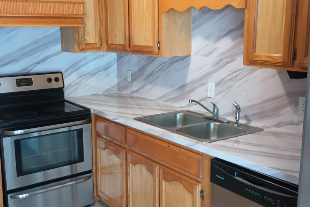 Mcallen 4Br With Pool, Shopping & More Экстерьер фото