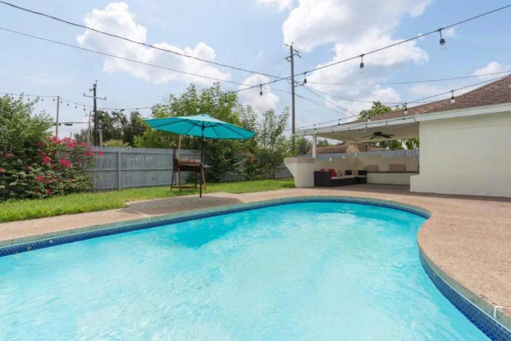 Mcallen 4Br With Pool, Shopping & More Экстерьер фото